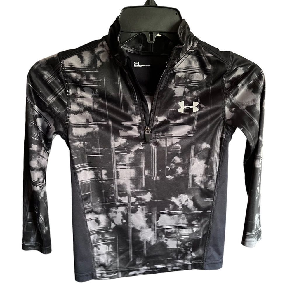 Boys Under Armor quarter zip, Boys size 5